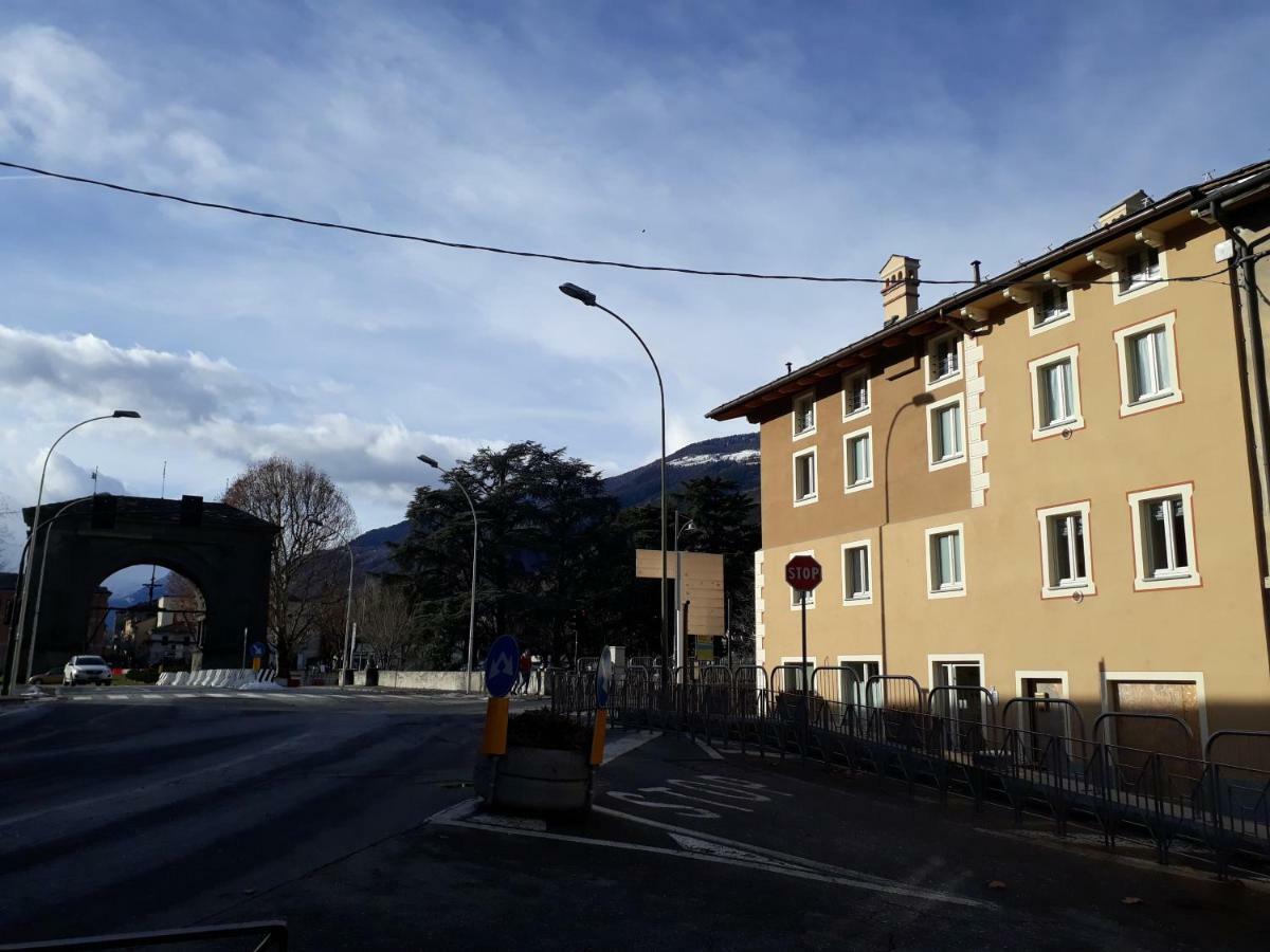 Aosta Romana Case Vacanza Extérieur photo